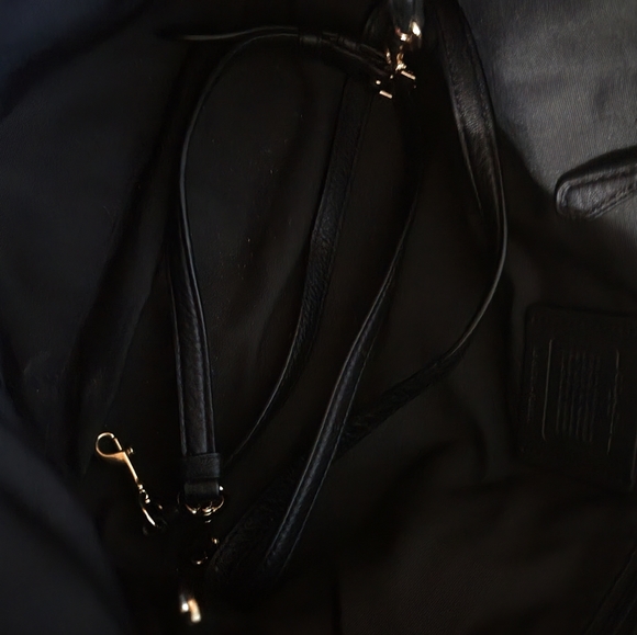 Coach purse - Picture 6 of 7